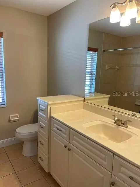 Bath - 10984 SW 48th Ter, Ocala, FL 34476 photo 10 of 11