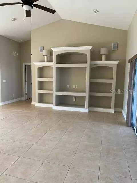Living - 10984 SW 48th Ter, Ocala, FL 34476 photo 2 of 7