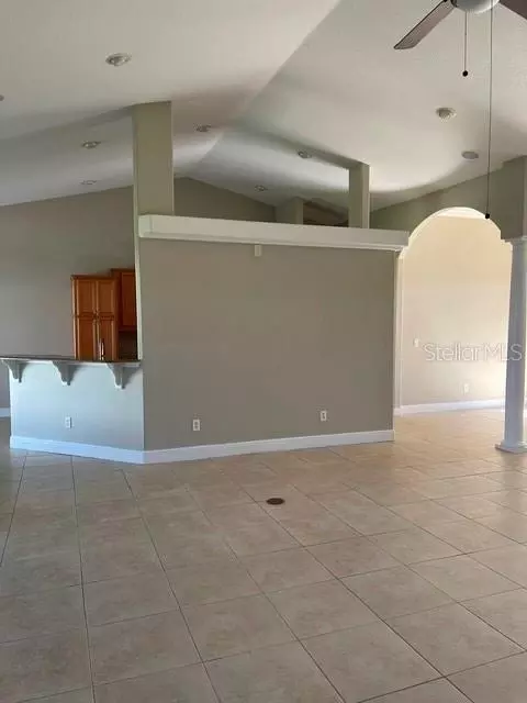 Living - 10984 SW 48th Ter, Ocala, FL 34476 photo 1 of 7