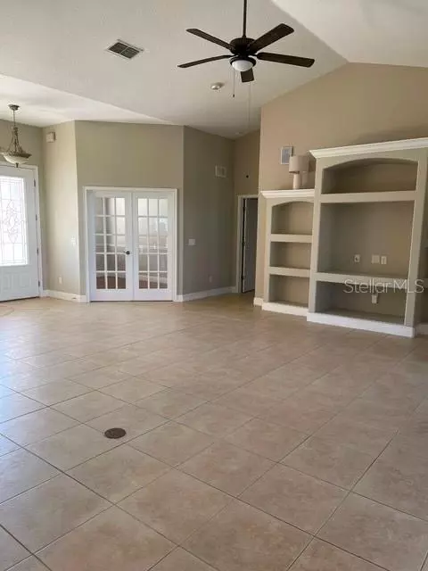 Living - 10984 SW 48th Ter, Ocala, FL 34476 photo 4 of 7