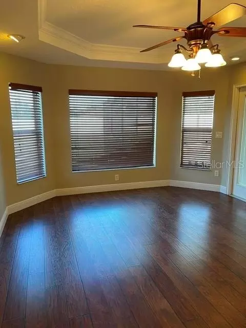 Living - 10984 SW 48th Ter, Ocala, FL 34476 photo 6 of 7