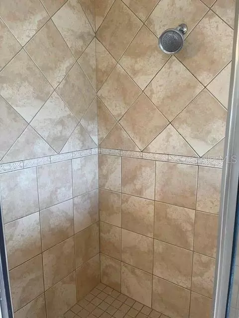 Bath - 10984 SW 48th Ter, Ocala, FL 34476 photo 6 of 11