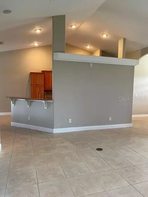 Living - 10984 SW 48th Ter, Ocala, FL 34476 photo 7 of 7