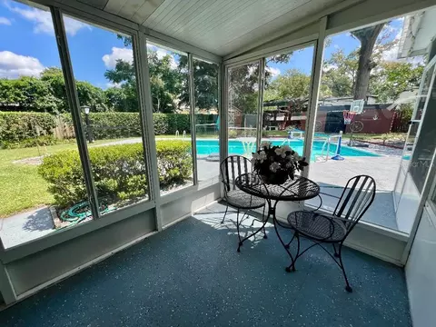Exterior - 4033 SE 15th St, Ocala, FL 34471 photo 5 of 12