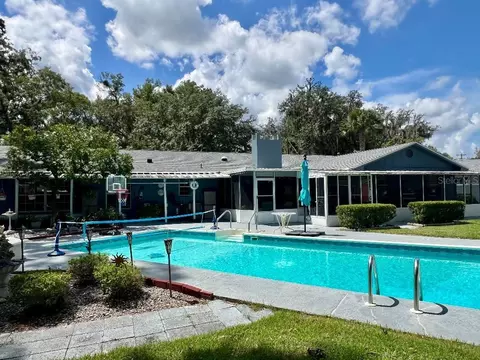Exterior - 4033 SE 15th St, Ocala, FL 34471 photo 2 of 12