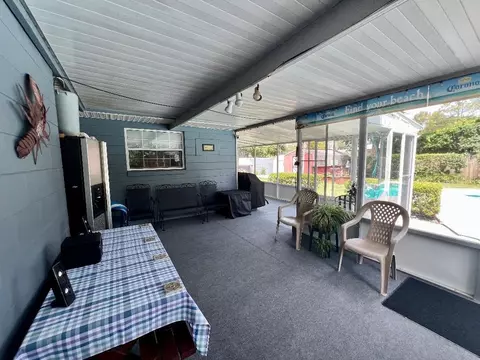 Exterior - 4033 SE 15th St, Ocala, FL 34471 photo 7 of 12