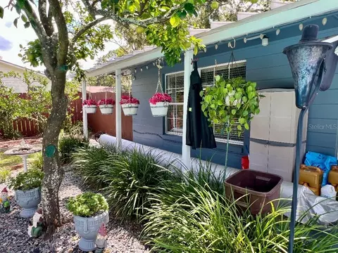 Exterior - 4033 SE 15th St, Ocala, FL 34471 photo 11 of 12