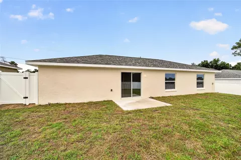 Exterior - 72 Olive Dr, Ocala, FL 34472 photo 4 of 5