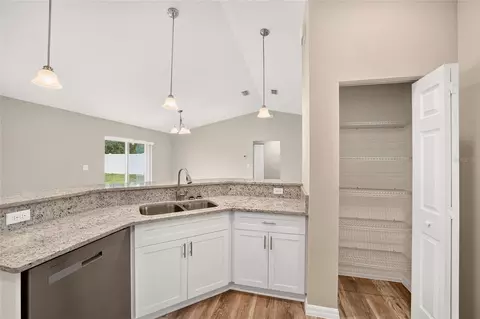Kitchen - 72 Olive Dr, Ocala, FL 34472 photo 4 of 4