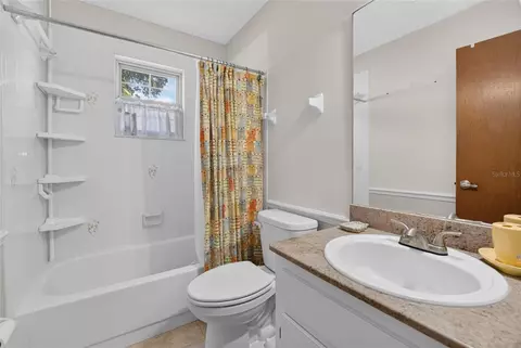 Bath - 5541 SE 22nd St, Ocala, FL 34480 photo 3 of 3