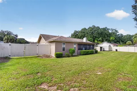 Exterior - 5541 SE 22nd St, Ocala, FL 34480 photo 8 of 8