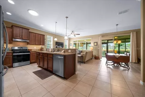 Kitchen - 9642 SW 95th Loop, Ocala, FL 34481 photo 1 of 9