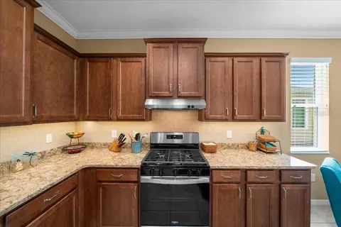 Kitchen - 9642 SW 95th Loop, Ocala, FL 34481 photo 8 of 9