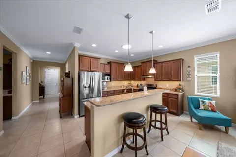 Kitchen - 9642 SW 95th Loop, Ocala, FL 34481 photo 4 of 9