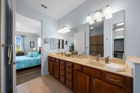 Bath - 9642 SW 95th Loop, Ocala, FL 34481 photo 8 of 8