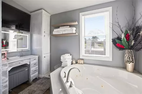 Bath - 5351 NE 121st Ter, Williston, FL 32696 photo 3 of 4