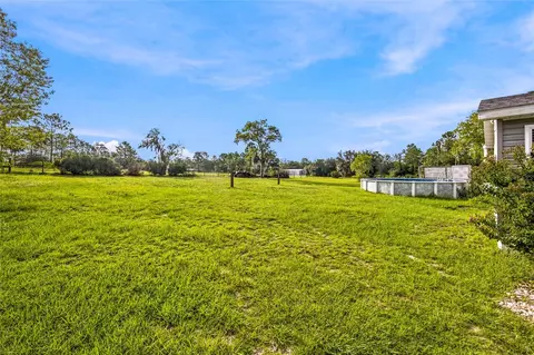 Exterior - 5351 NE 121st Ter, Williston, FL 32696 photo 9 of 10