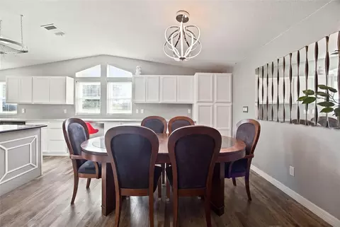 Dining - 5351 NE 121st Ter, Williston, FL 32696 photo 1 of 3