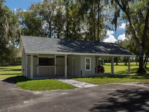 Exterior - 7970 NW 120th St, Reddick, FL 32686 photo 11 of 13