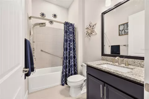 Bath - 9304 SW 56th Loop, Ocala, FL 34481 photo 3 of 3