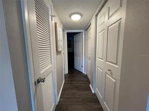 Entry Way - 647 Midway Dr #B, Ocala, FL 34472 photo 1 of 1
