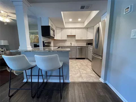 Kitchen - 647 Midway Dr #B, Ocala, FL 34472 photo 1 of 7