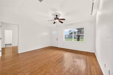 Living - 3826 NE 5th Ter, Ocala, FL 34479 photo 4 of 10