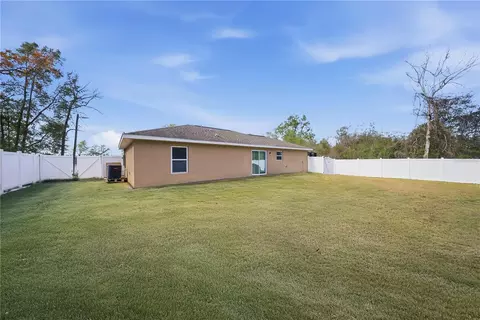 Exterior - 157 Spruce Rd, Ocala, FL 34472 photo 3 of 4