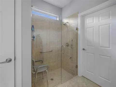 Bath - 9427 SW 70th Loop, Ocala, FL 34481 photo 6 of 6