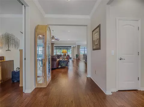 Entry Way - 9527 SW 70th Loop, Ocala, FL 34481 photo 2 of 5