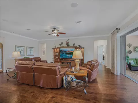 Living - 9527 SW 70th Loop, Ocala, FL 34481 photo 4 of 6