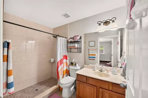 Bath - 7583 SW 102nd Loop, Ocala, FL 34476 photo 5 of 5