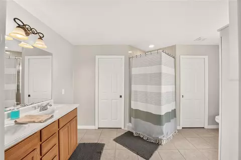 Bath - 7583 SW 102nd Loop, Ocala, FL 34476 photo 1 of 5