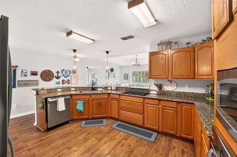 Kitchen - 7583 SW 102nd Loop, Ocala, FL 34476 photo 3 of 4