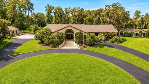 Exterior - 8568 NW 120th St, Reddick, FL 32686 photo 18 of 19