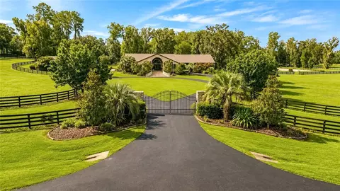 Exterior - 8568 NW 120th St, Reddick, FL 32686 photo 17 of 19