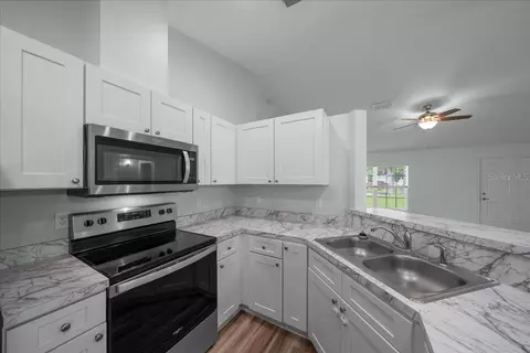 Kitchen - 2471 NW 24th Rd, Ocala, FL 34475 photo 2 of 4