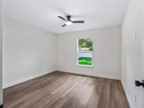 Bedroom - 5386 NW 54th Pl, Ocala, FL 34482 photo 4 of 7