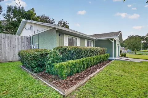 Exterior - 4506 NE 8th Pl, Ocala, FL 34470 photo 3 of 6