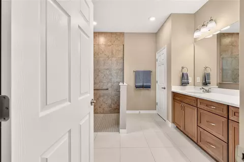 Bath - 8760 SW 79th Loop, Ocala, FL 34481 photo 1 of 6