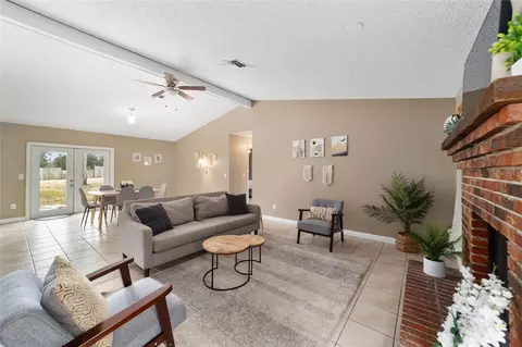 Living - 3720 SE 24th St, Ocala, FL 34471 photo 2 of 2