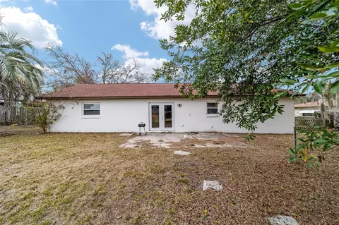 Exterior - 3720 SE 24th St, Ocala, FL 34471 photo 5 of 8