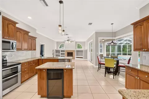 Kitchen - 2080 NW 111th Loop, Ocala, FL 34475 photo 1 of 8