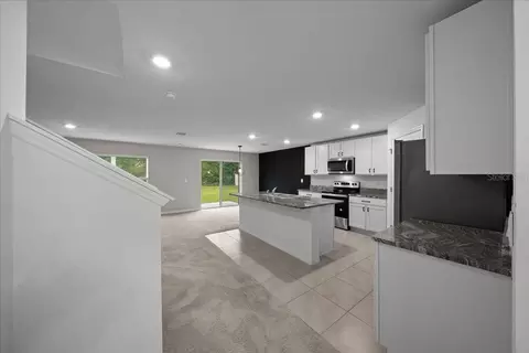 Entry Way - 745 SE 66th Ter, Ocala, FL 34472 photo 2 of 11