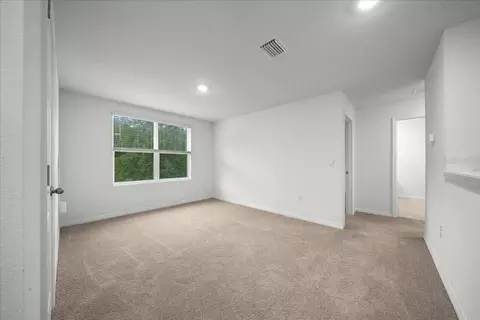 Bedroom - 745 SE 66th Ter, Ocala, FL 34472 photo 6 of 10