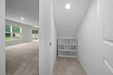 Entry Way - 745 SE 66th Ter, Ocala, FL 34472 photo 6 of 11
