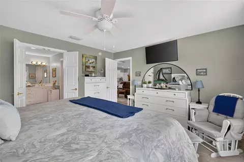 Bedroom - 9028 SE 120th Loop, Summerfield, FL 34491 photo 4 of 4