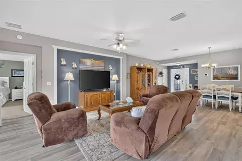 Living - 9028 SE 120th Loop, Summerfield, FL 34491 photo 2 of 2