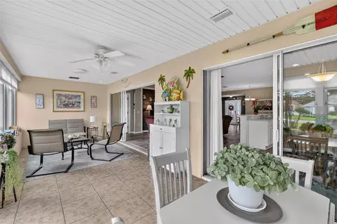 Exterior - 9028 SE 120th Loop, Summerfield, FL 34491 photo 3 of 6