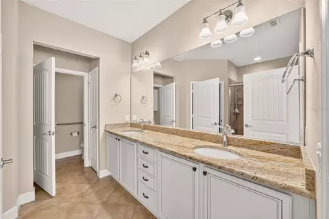 Bath - 9123 SW 70th Loop, Ocala, FL 34481 photo 2 of 5